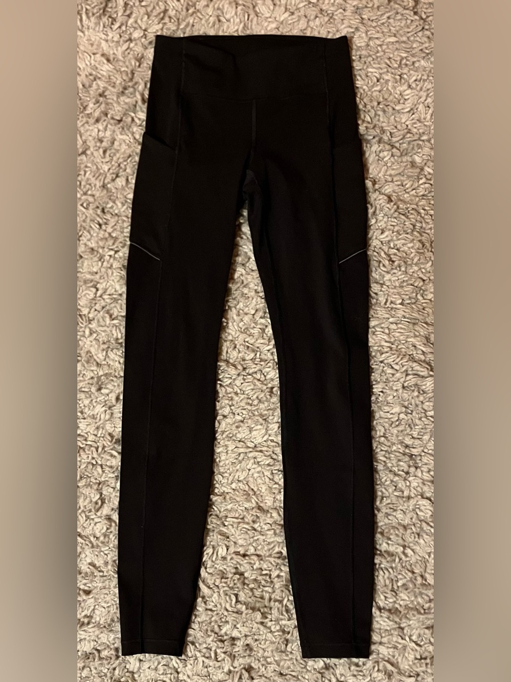 Lululemon Speed Up Tight 28" - Picture 3 of 5